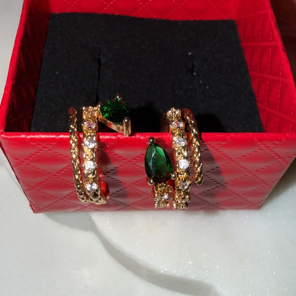 Earcuff - Picture 2 of 3